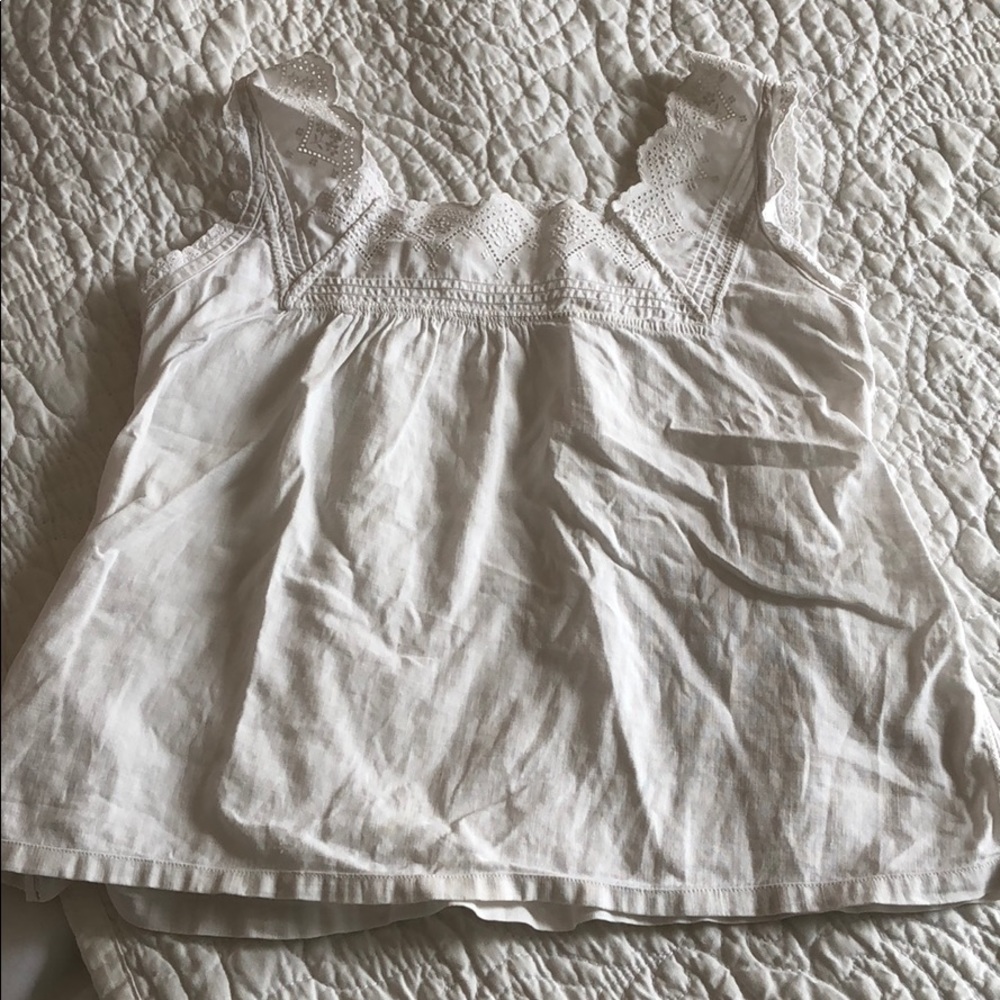 Broderie Top 9 Months